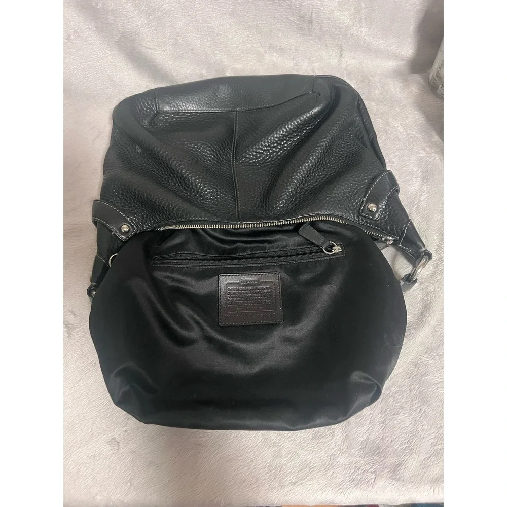 Coach Vintage Leather Hobo Shoulder Bag Penelope Medium Black Pebbled 13159